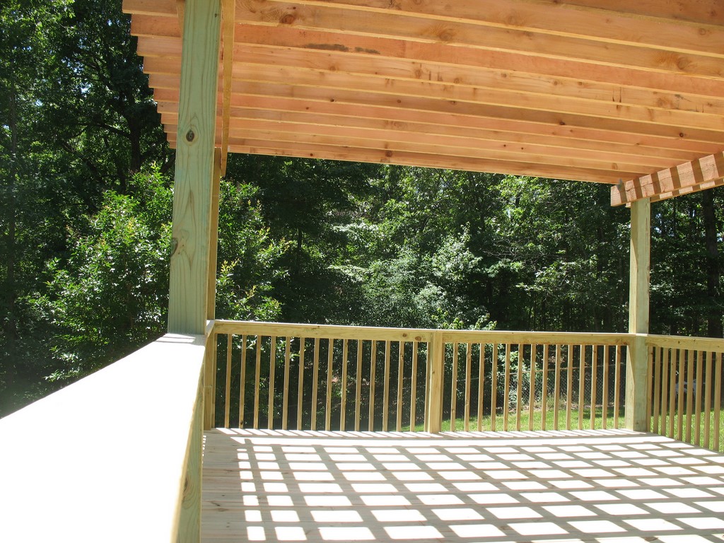 Deck pergola