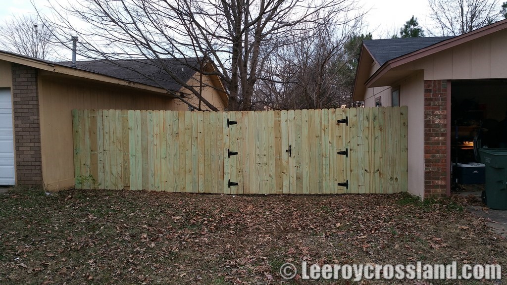 Wood Fence Contractor Fayetteville Arkansas